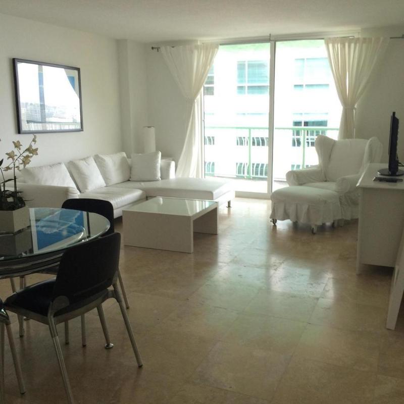 The Club At Brickell Bay by Executive Corporate Rental