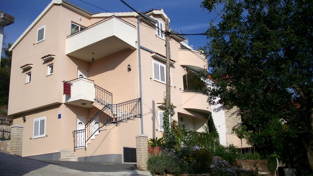 Cvita Apartments