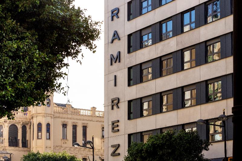 Ramirez Flats & Bar