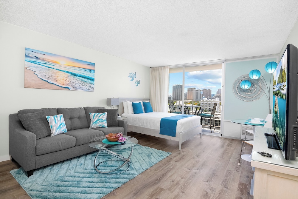 Marine Surf Waikiki by Waikiki Place