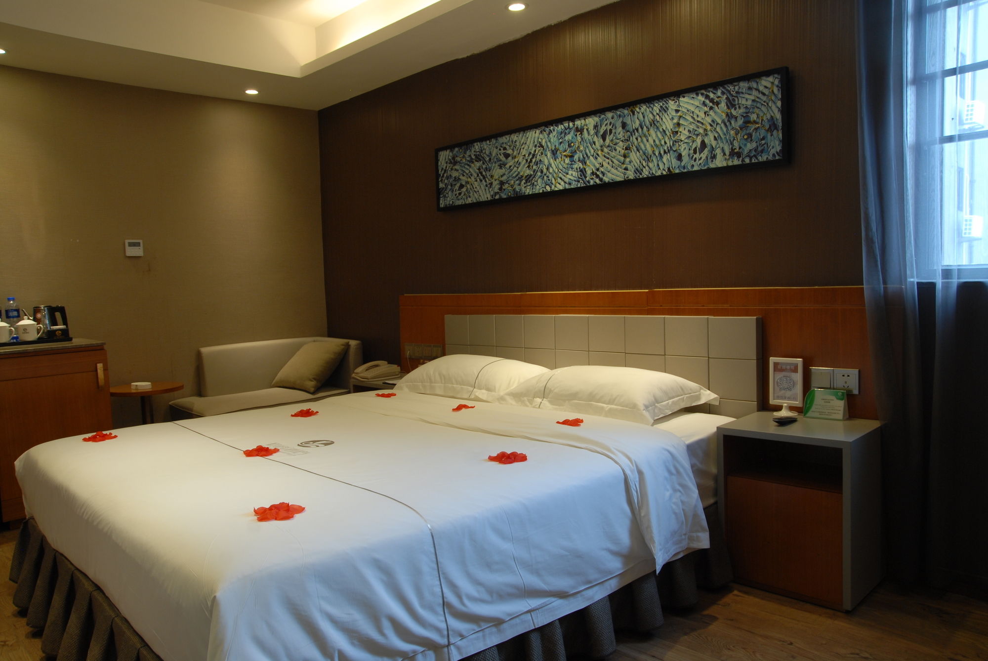 Yingshang Hotel Zhuhai Gongbei Branch