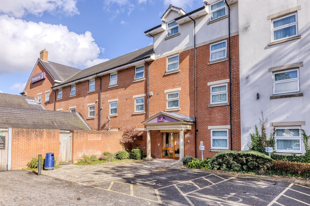 Premier Inn Birmingham Central Hagley Road