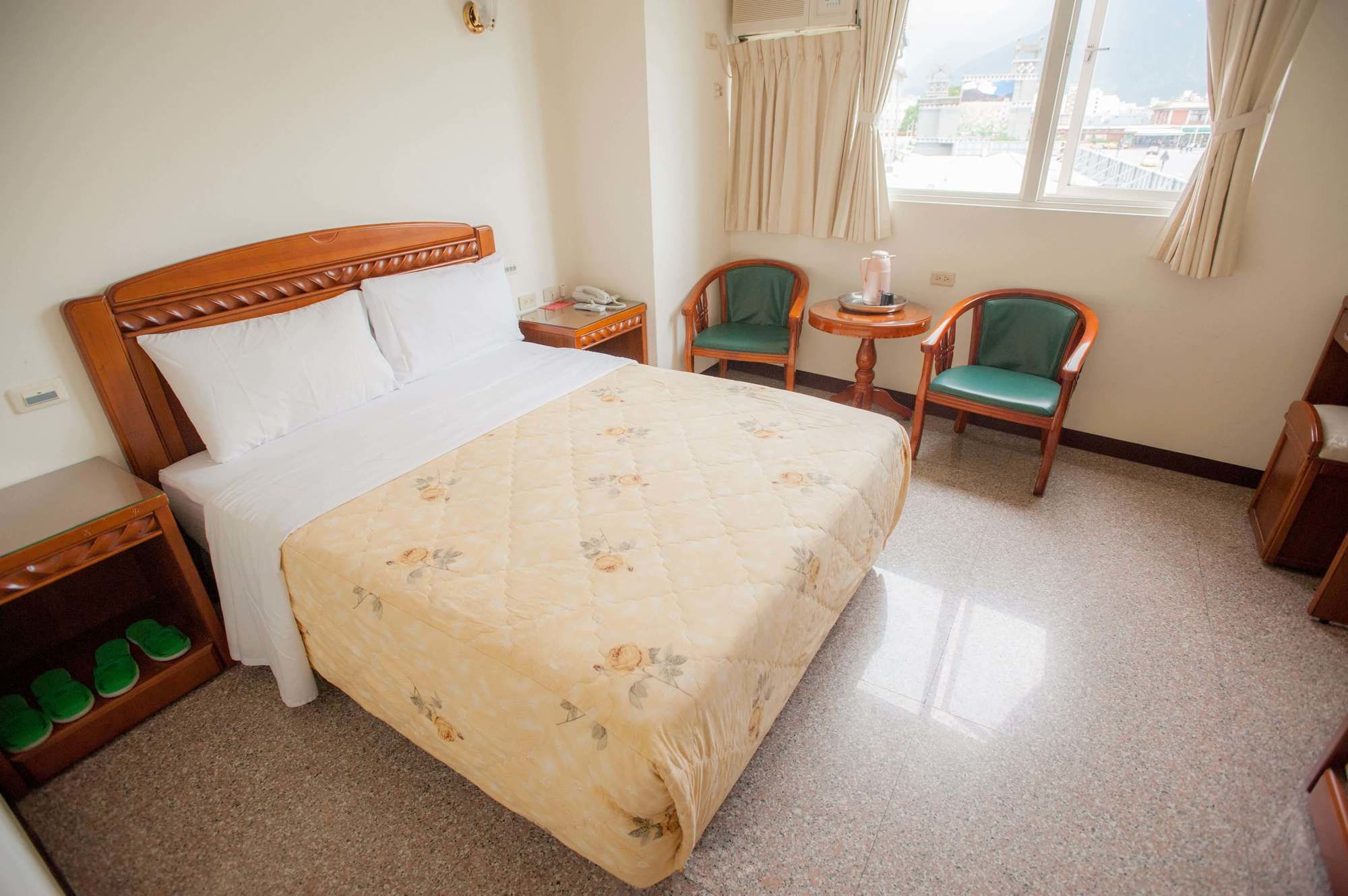 Chantai Hotel