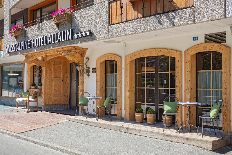 Swiss Alpine Hotel Allalin