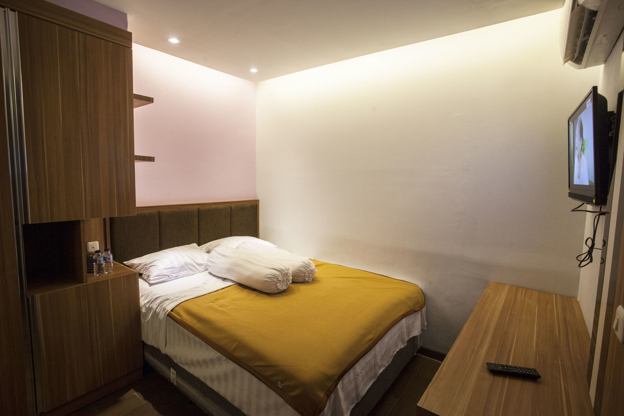 De Green Residence