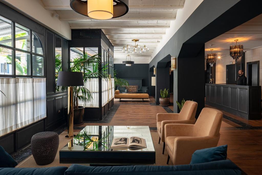 La Franca Travellers