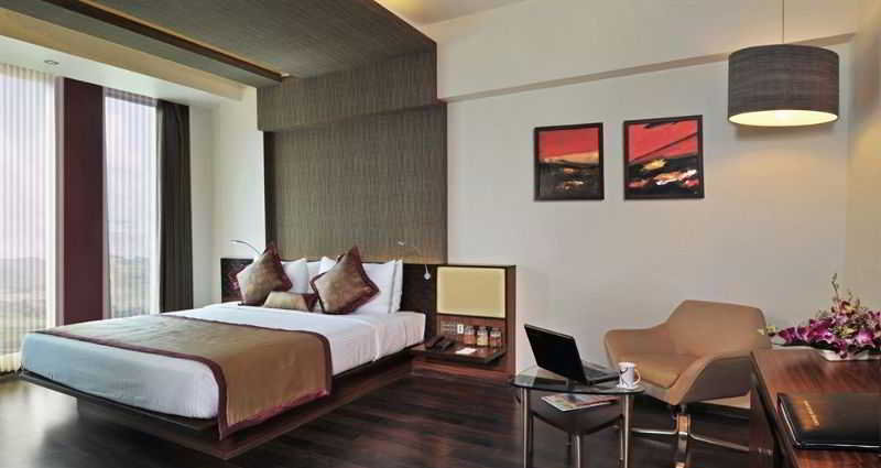 Fortune Inn Exotica Hinjawadi
