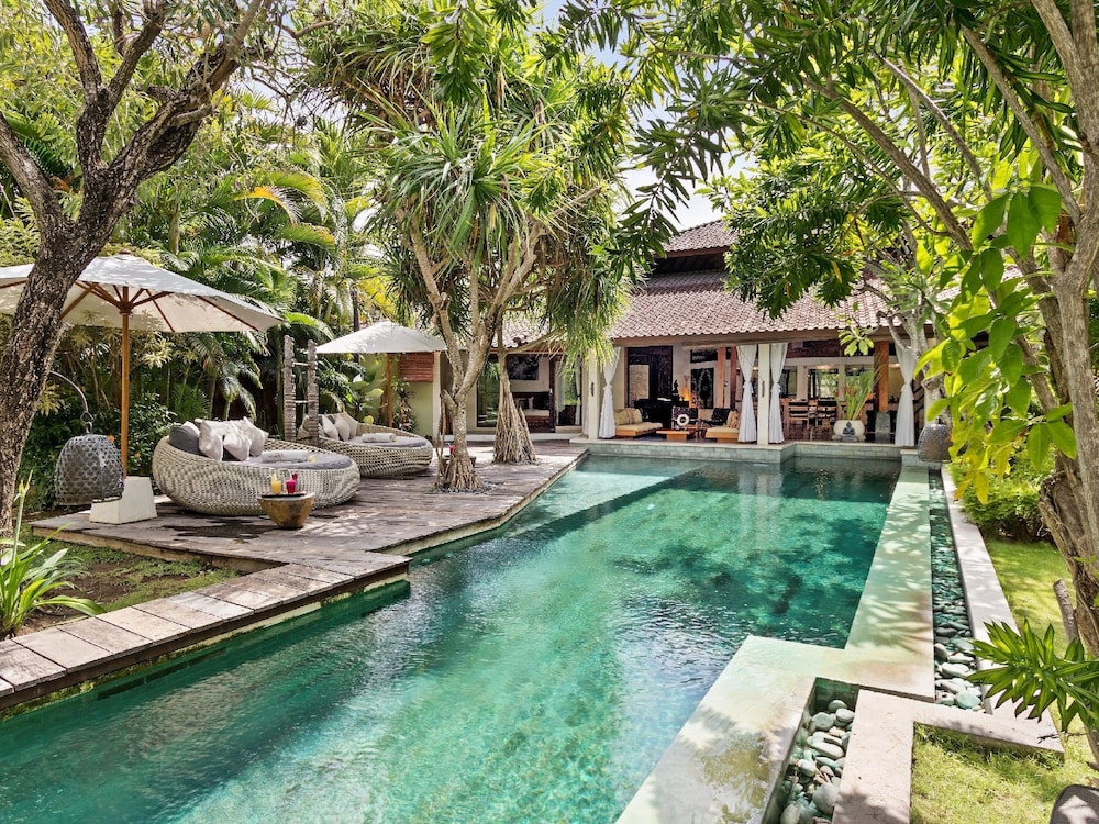 Shantika Villa Seminyak