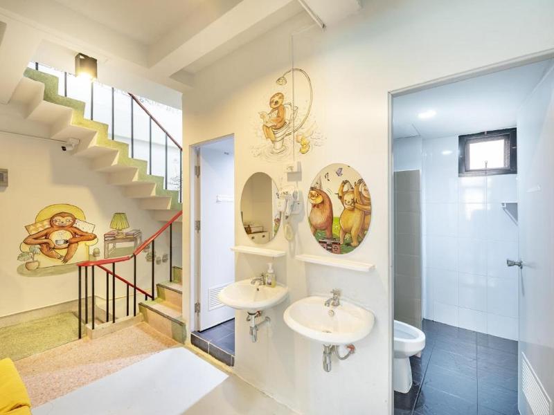 Sloth Hostel