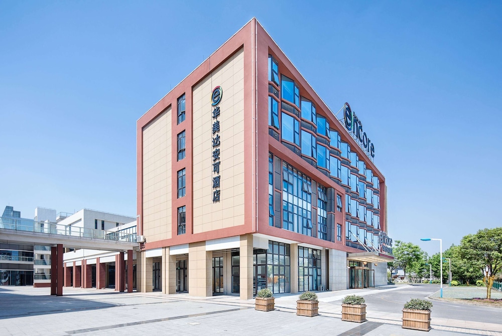 Ramada Encore by Wyndham Shanghai Pudong Airport