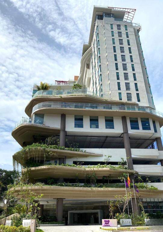 Kandy Myst by Cinnamon