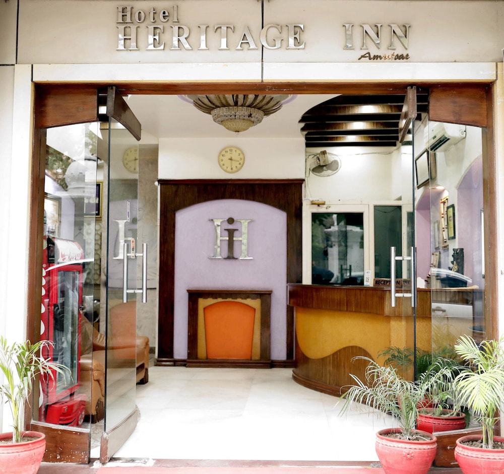 Hotel Heritage Inn