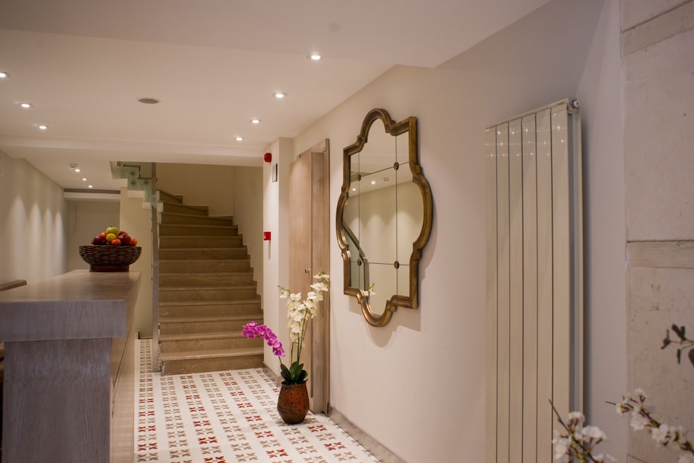 Wame Suite Hotel