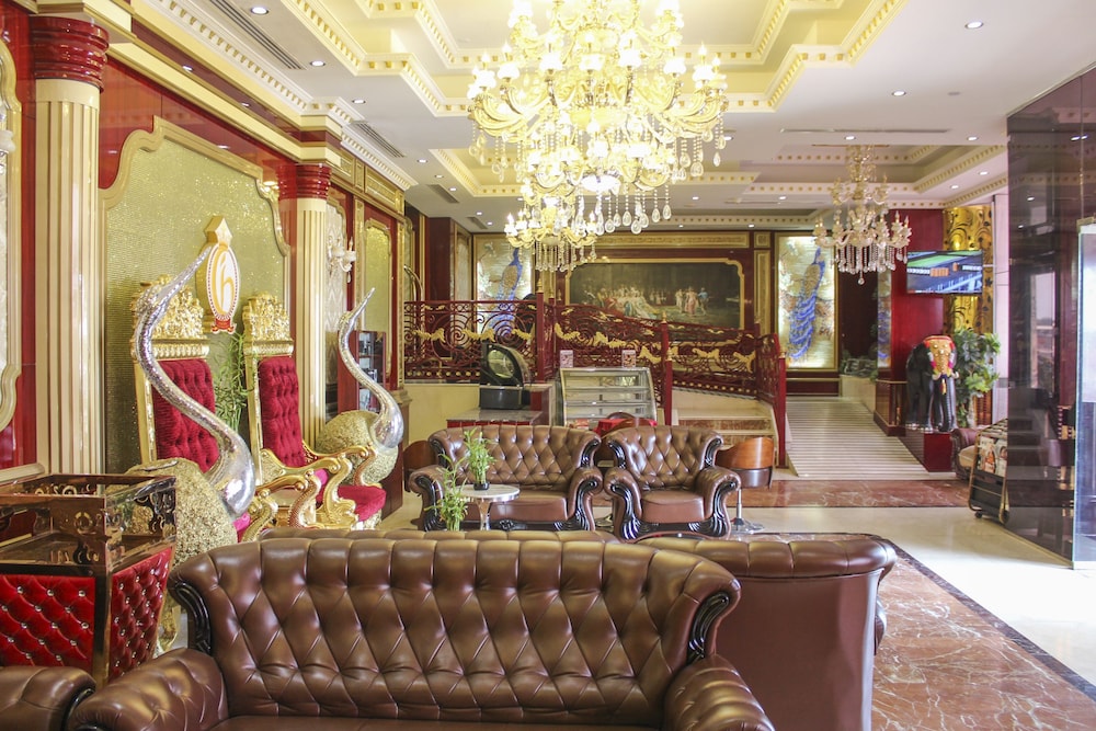 Clifton International Hotel