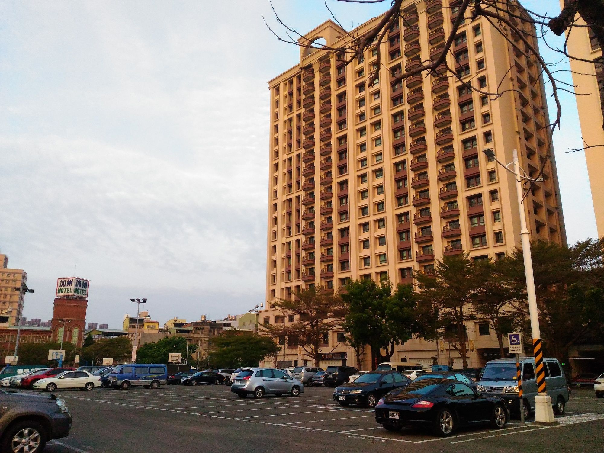 Wei Feng Motel