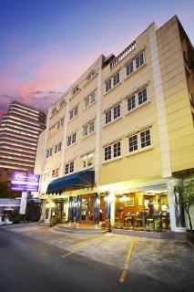 Sawasdee Langsuan Inn