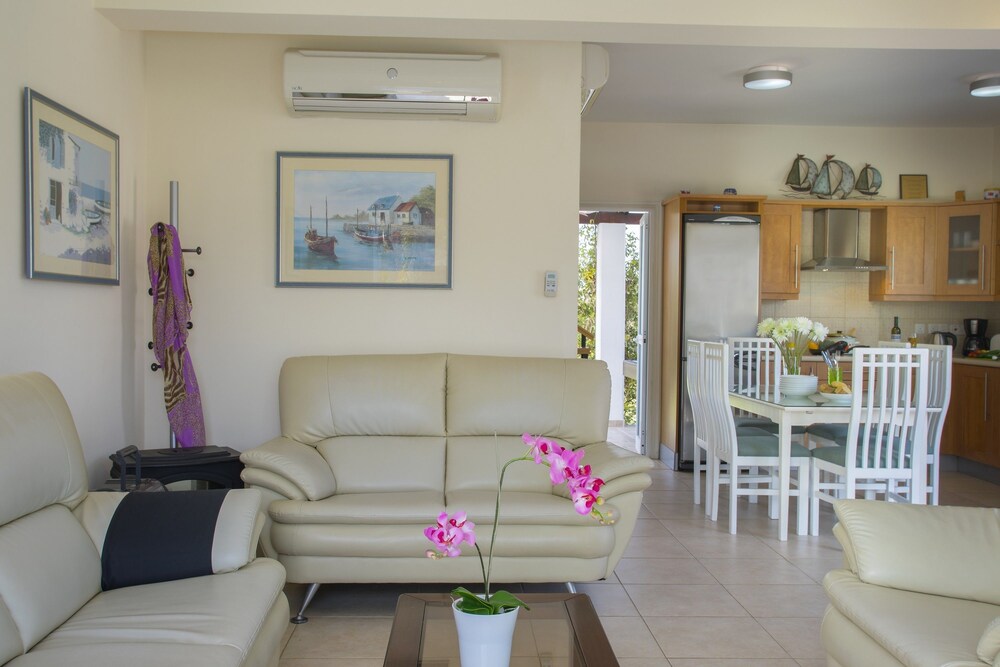 Protaras Villa Jovanna