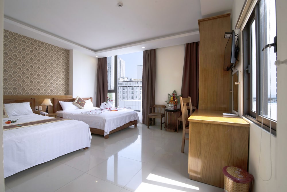 Charming Danang Hotel