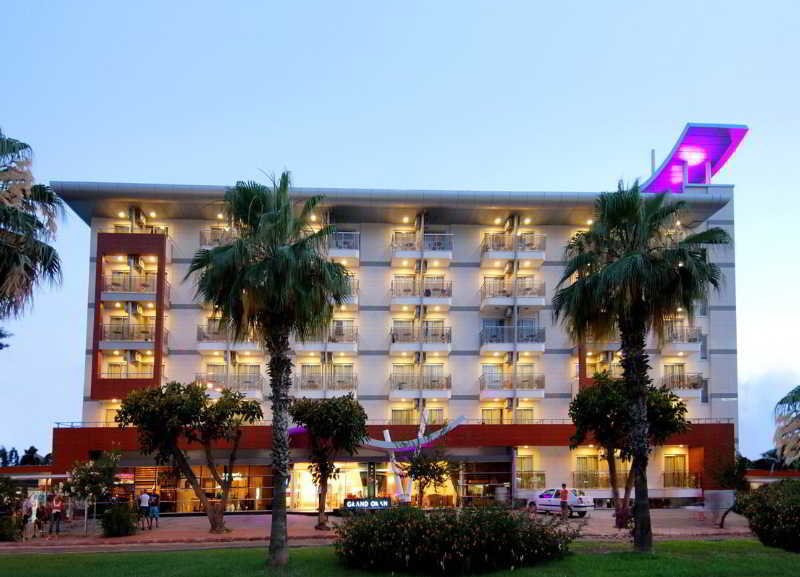 Grand Okan Hotel