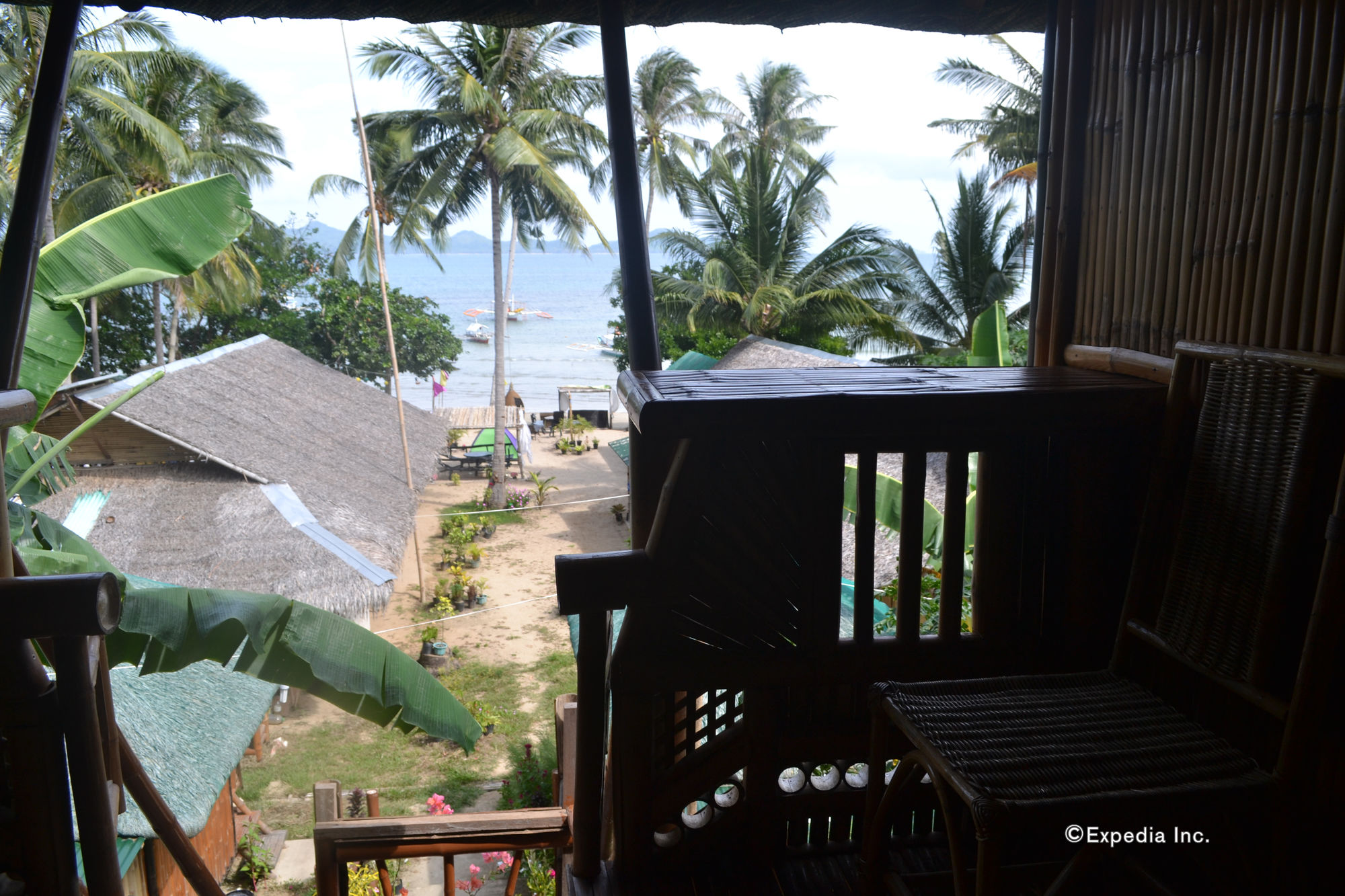 Floresitas Beach Resort