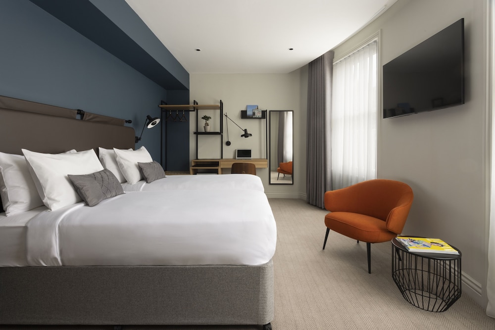Princes Square Apartments