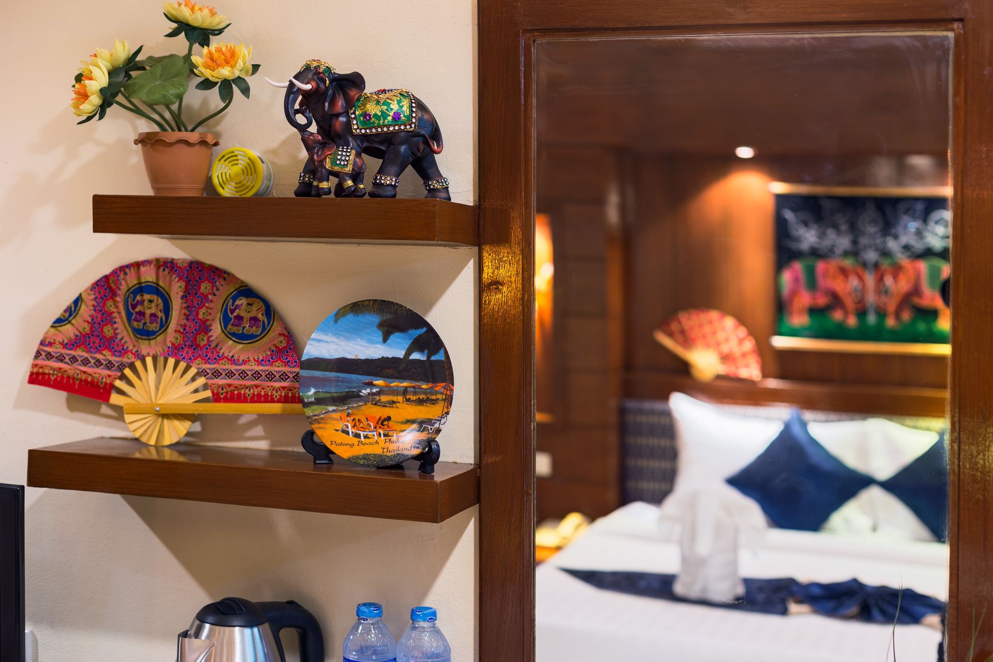 P R Patong Hotel