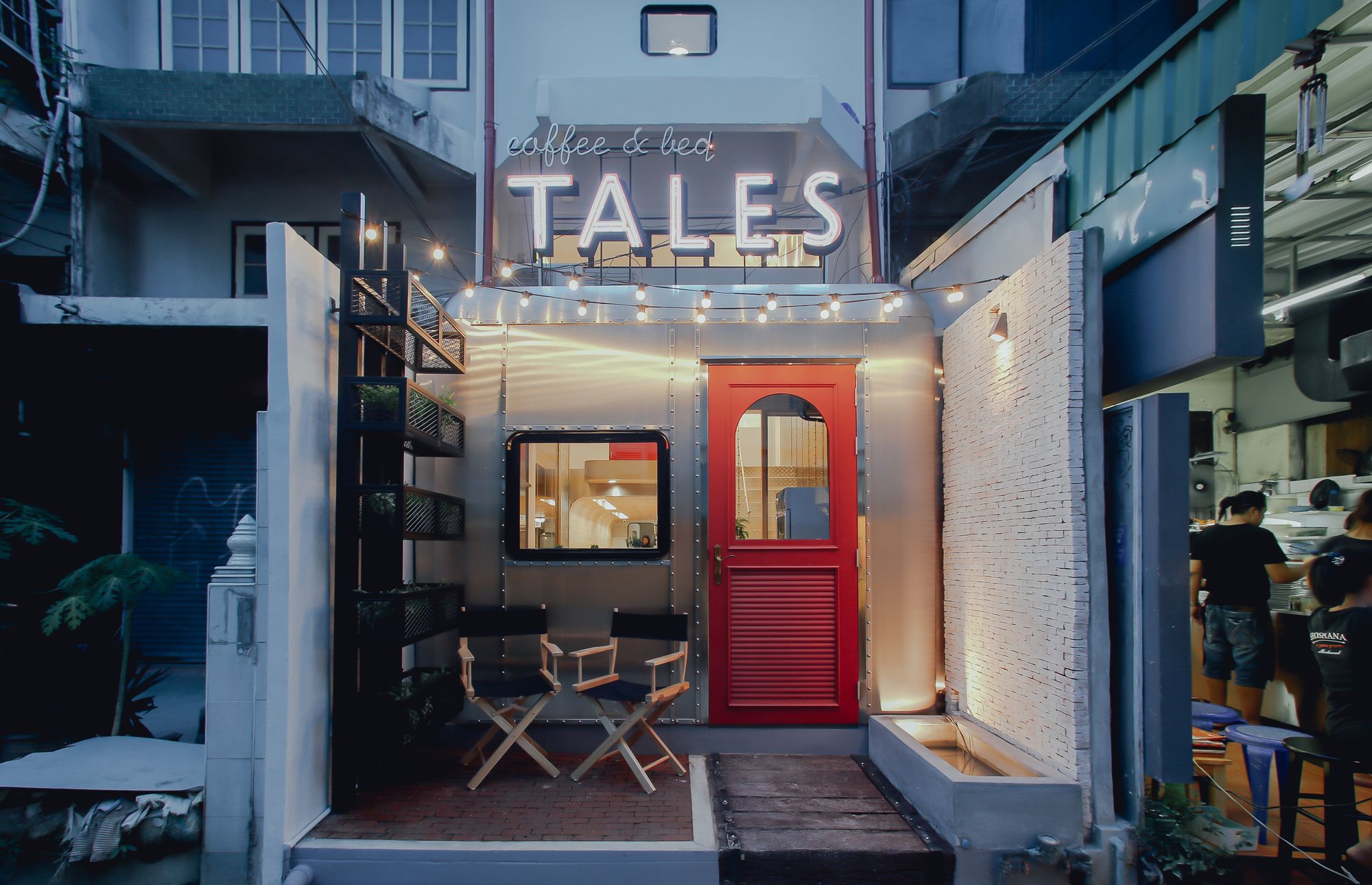 Tales Khaosan Hostel