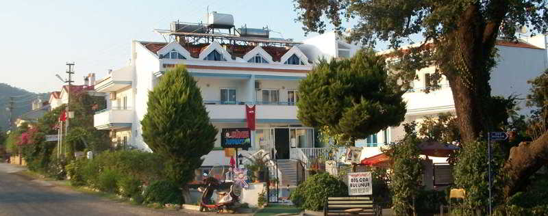 Huner Apart Hotel