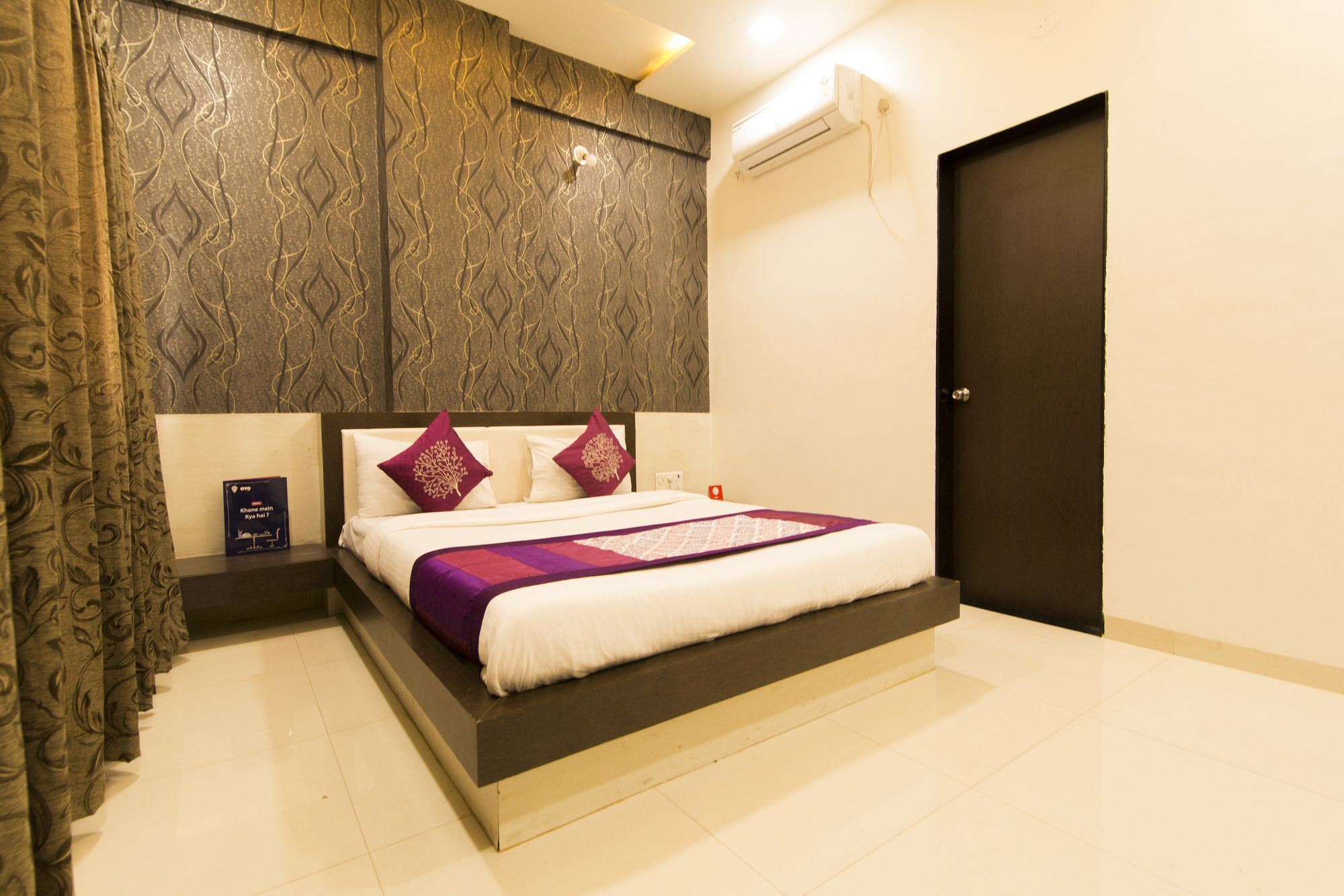 Hotel Everest Inn by OYO Rooms