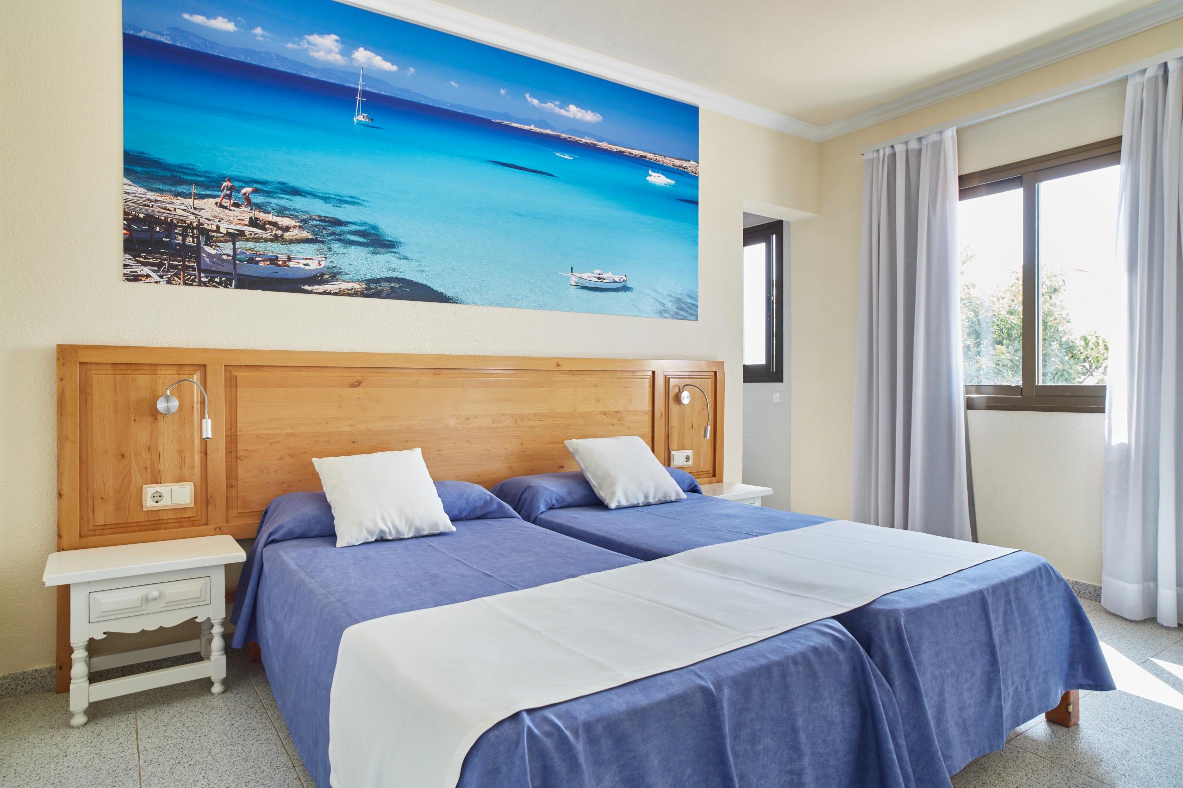 Invisa Aparthotel Casa Luis