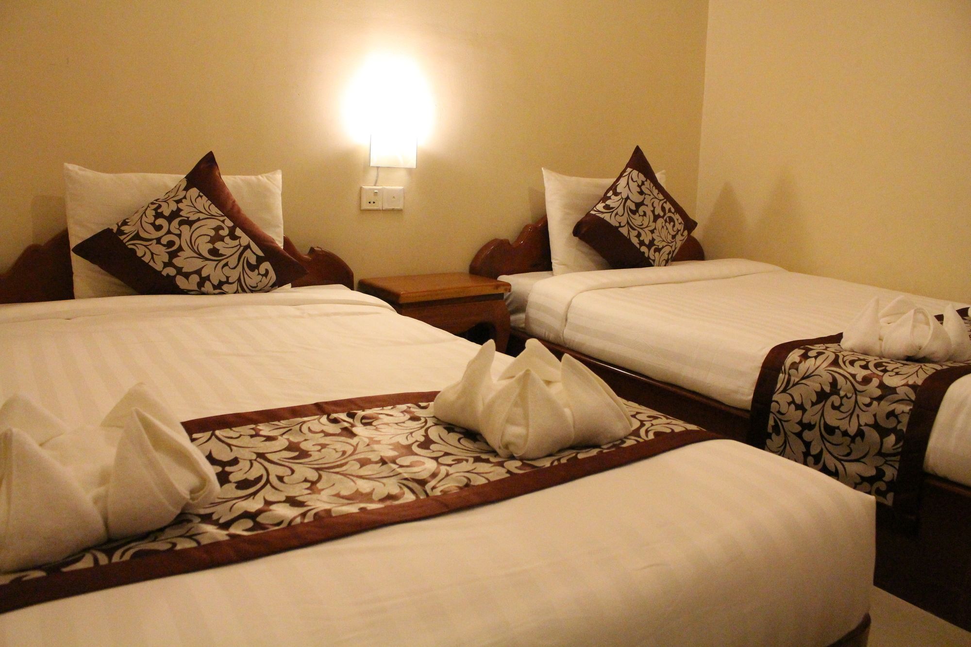 Paragon Hotel