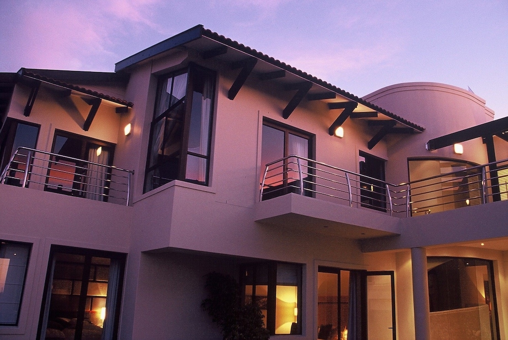Atlantic Waves Guest House