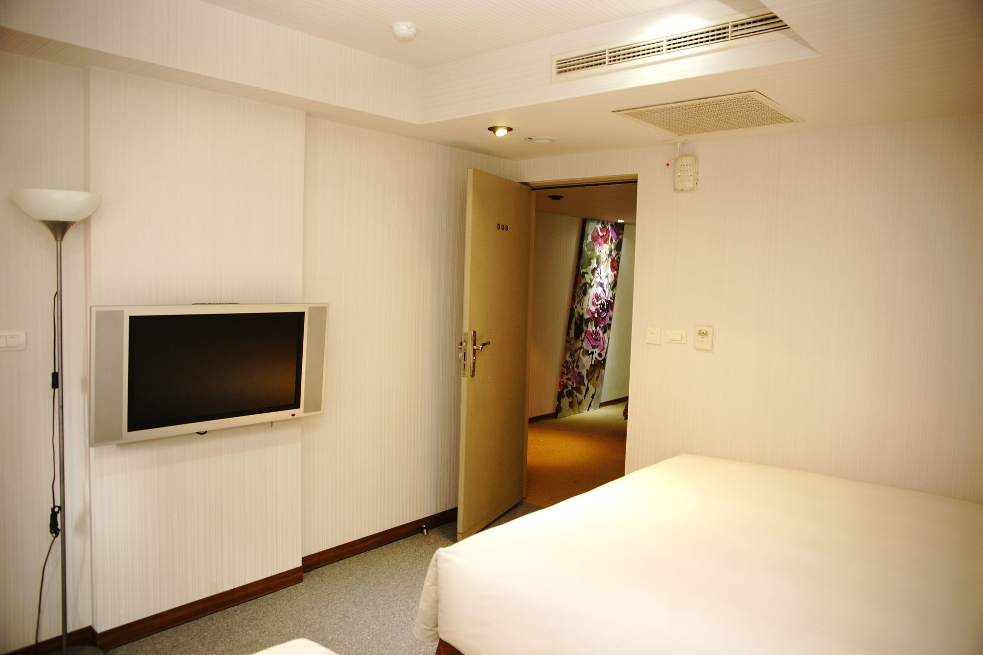 Mango Hotel