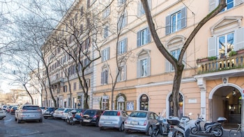 Rental In Rome Pompeo Magno