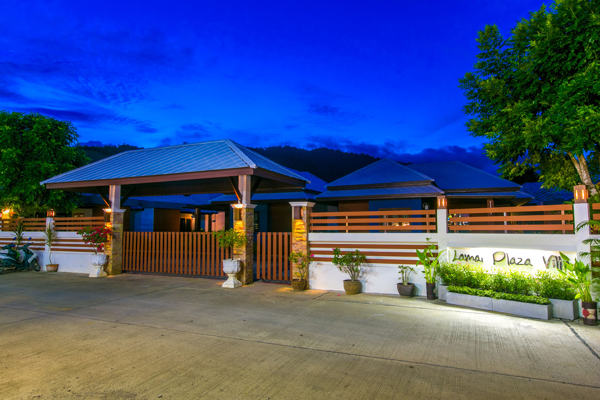 Lamai Plaza Residence