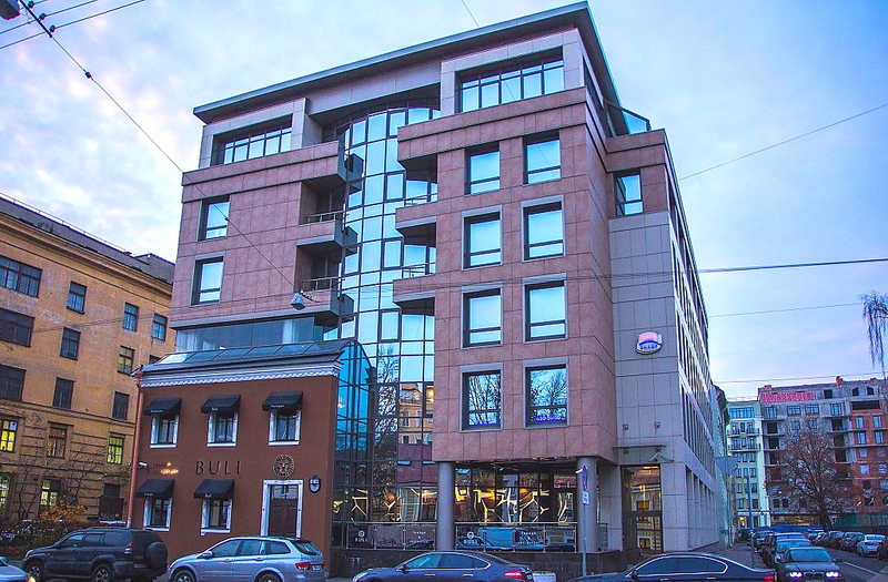 Sharf Hotel