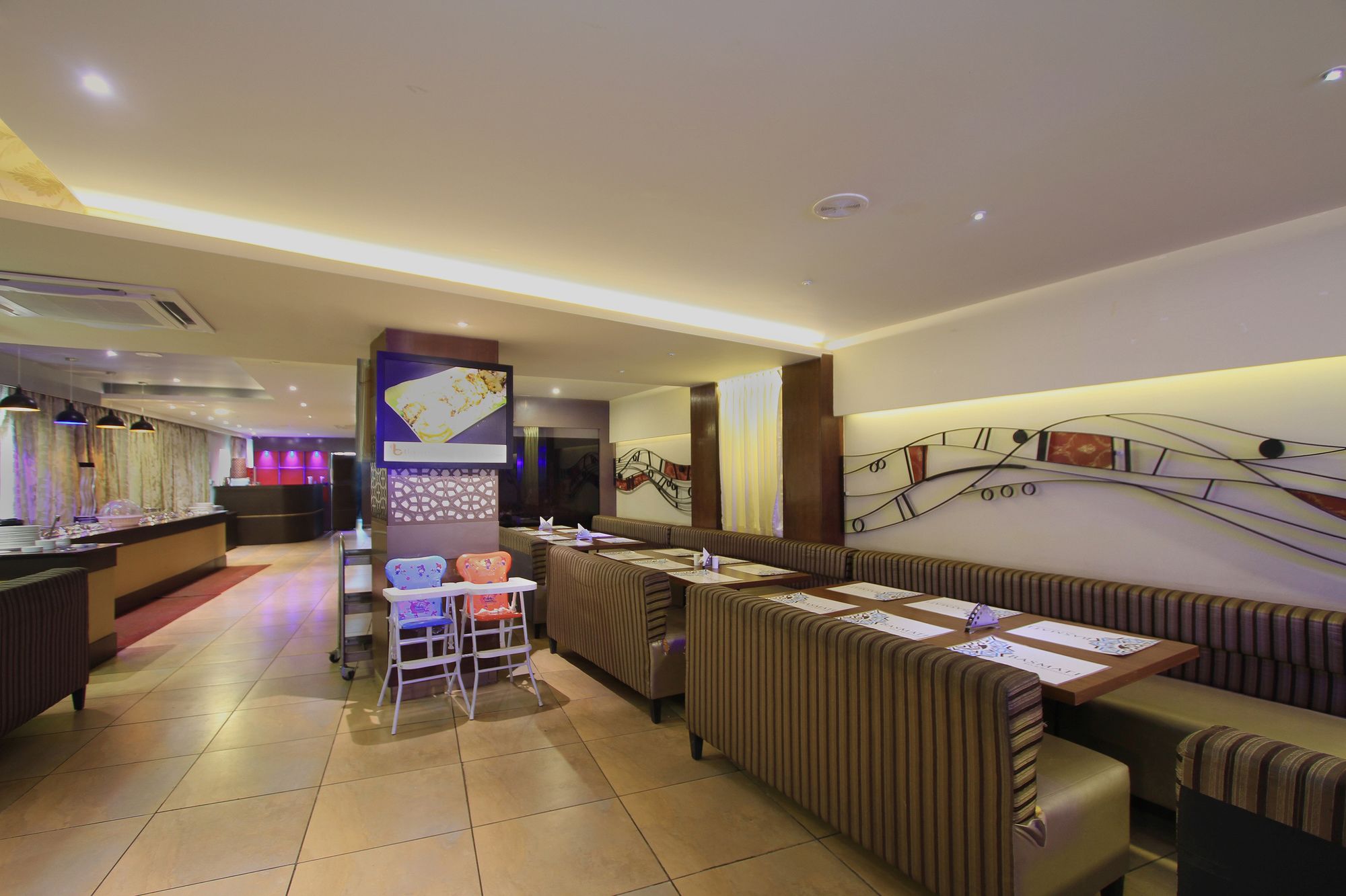 The Berrys Hotel by OYO