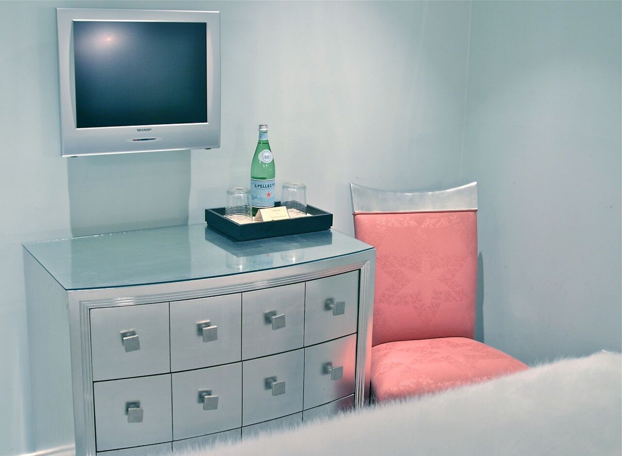 Clarendon Square Bed & Breakfast