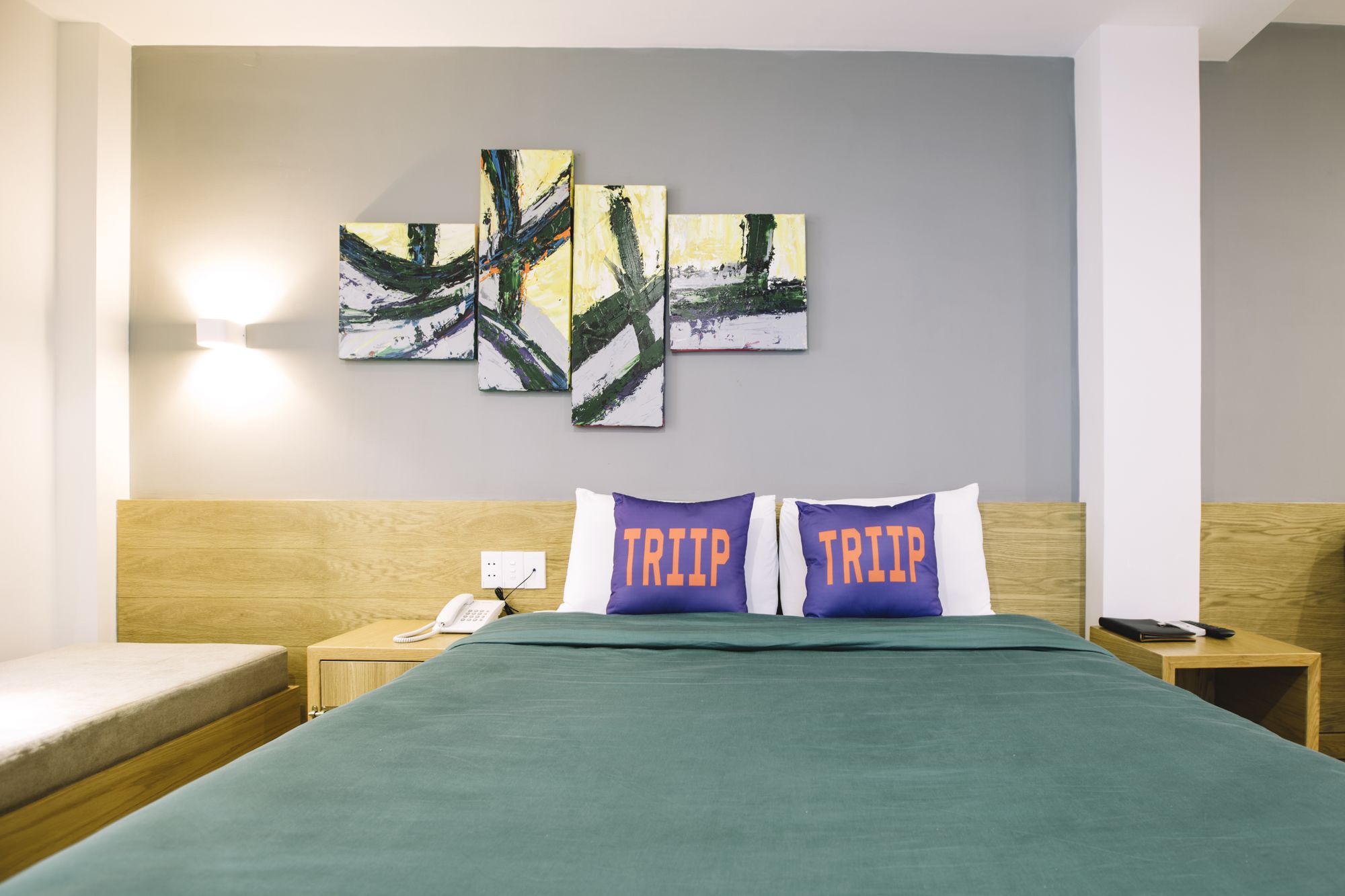 Triip Le Han Dai Nam Hotel
