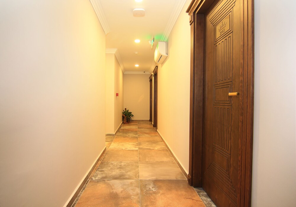 Reis Royal Hotel