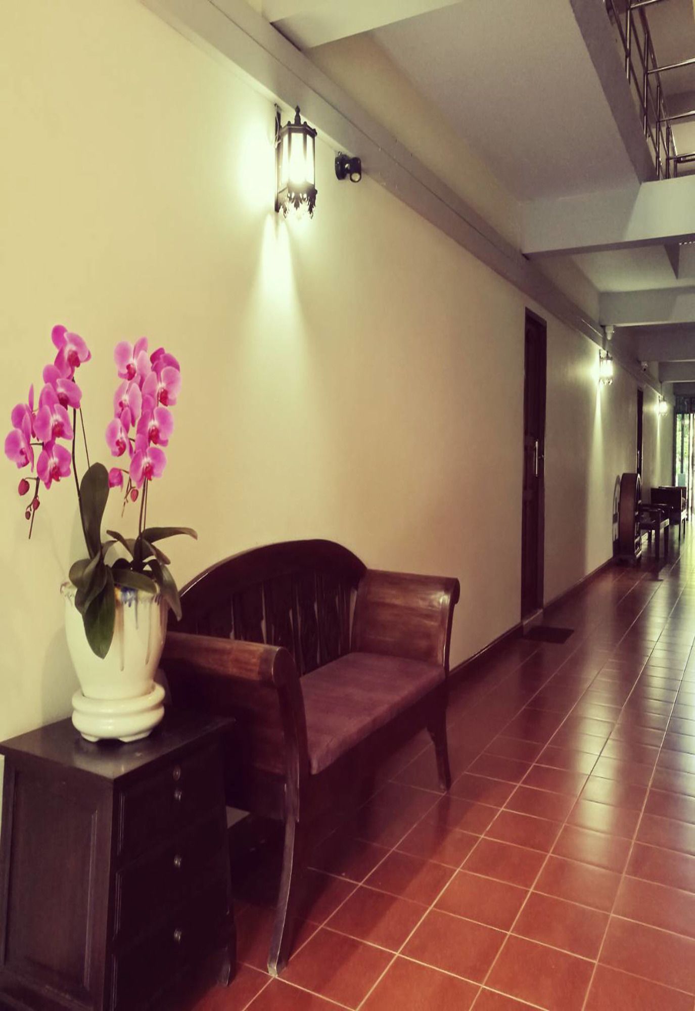 U Plearn Place