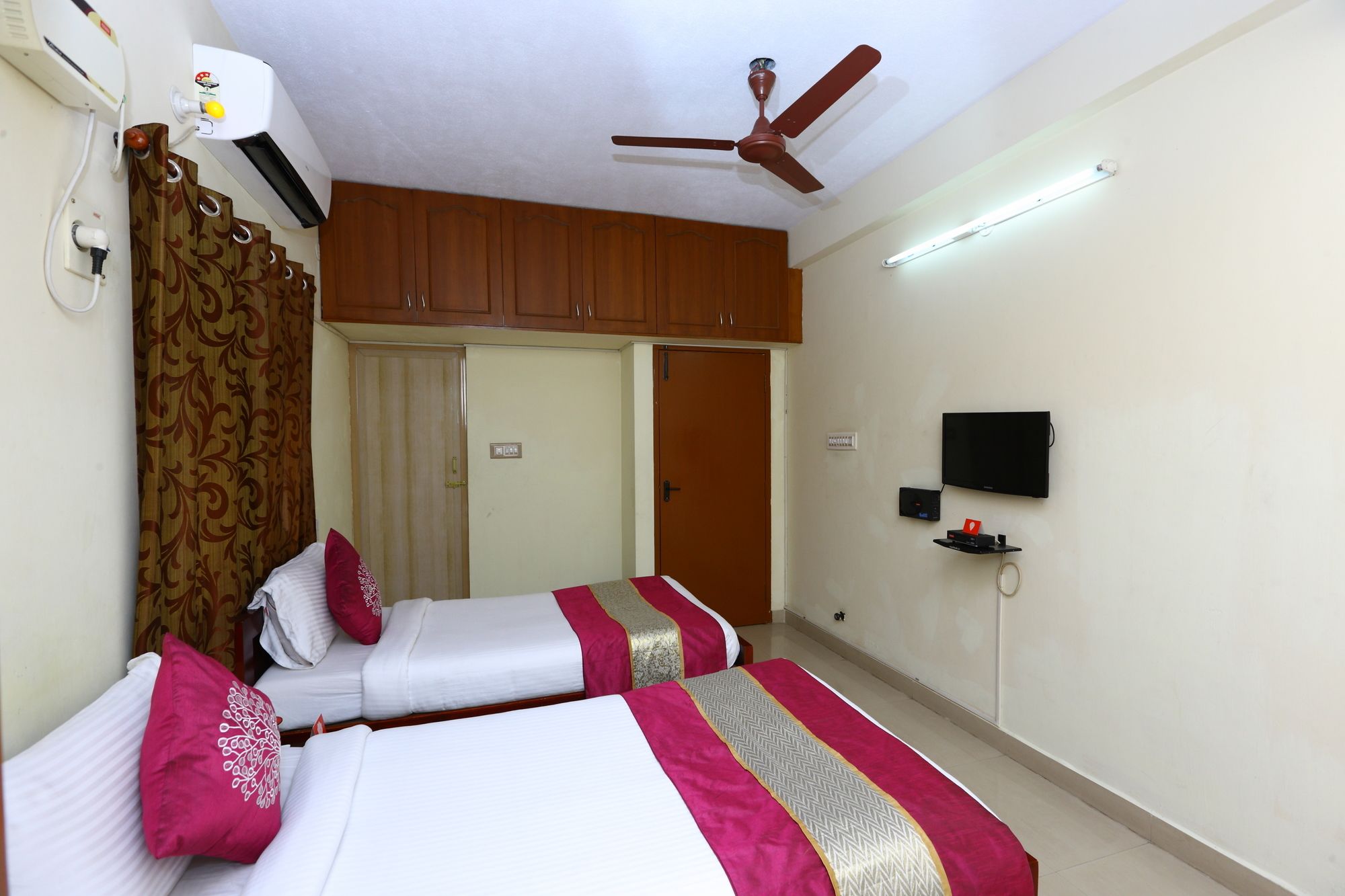 Daffodills Medavakkam By OYO Rooms