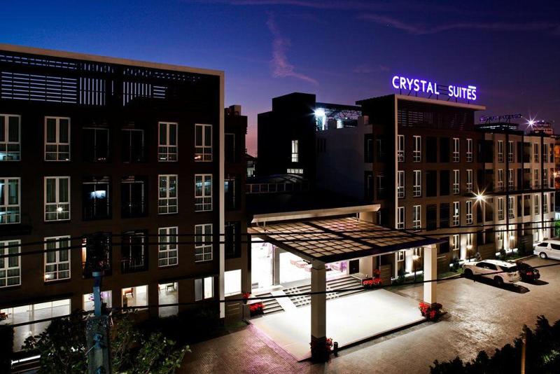 Crystal Suites Suvarnabhumi Airport