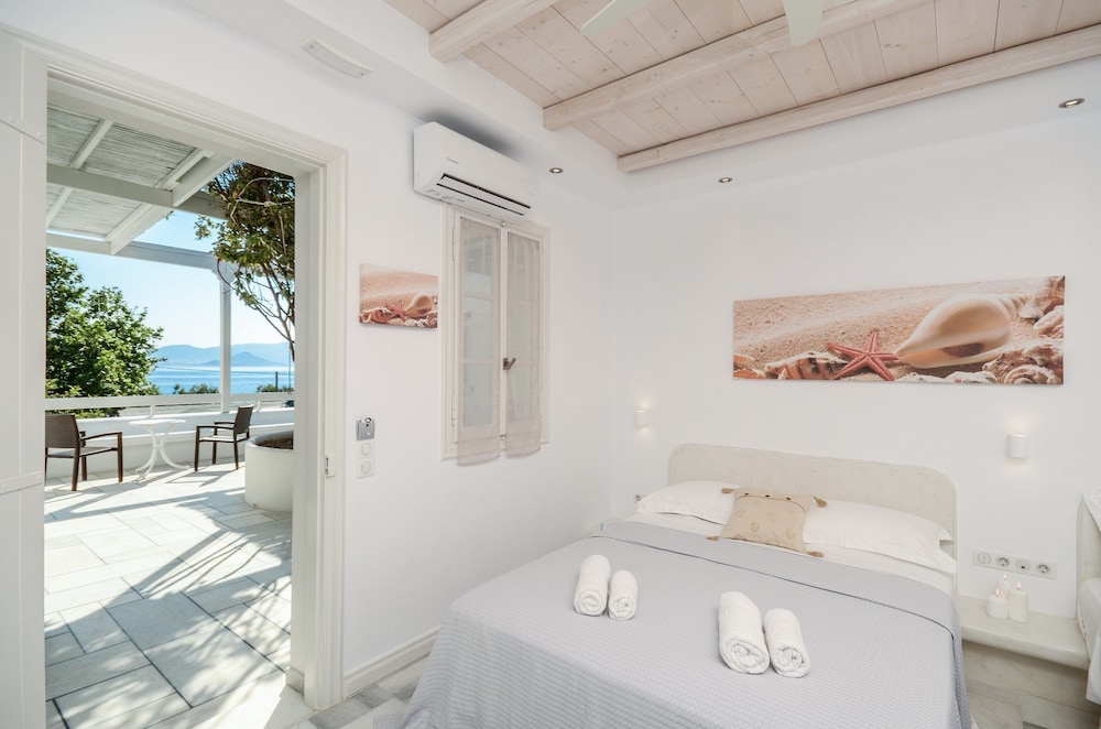 Ostria Hotel