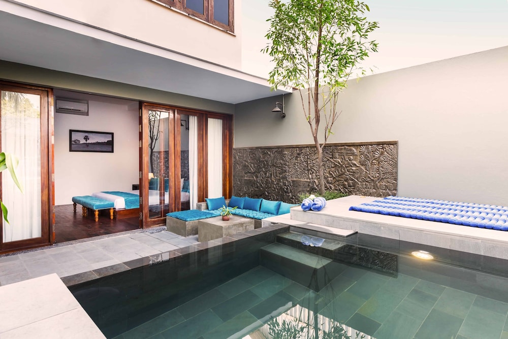UngD Angkor Suites