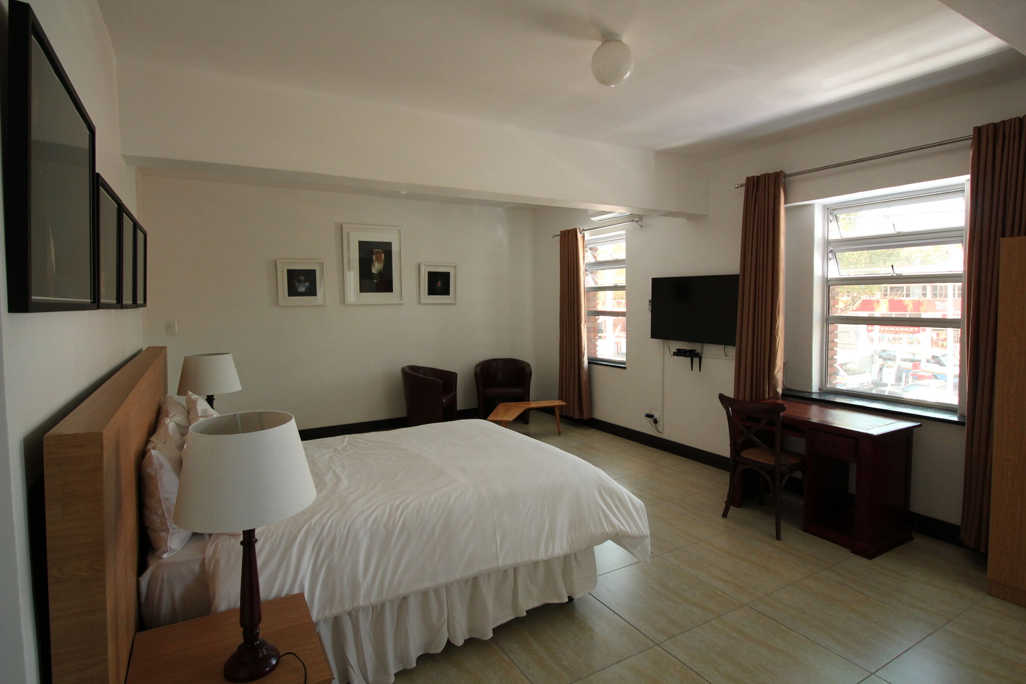 Troyeville Hotel