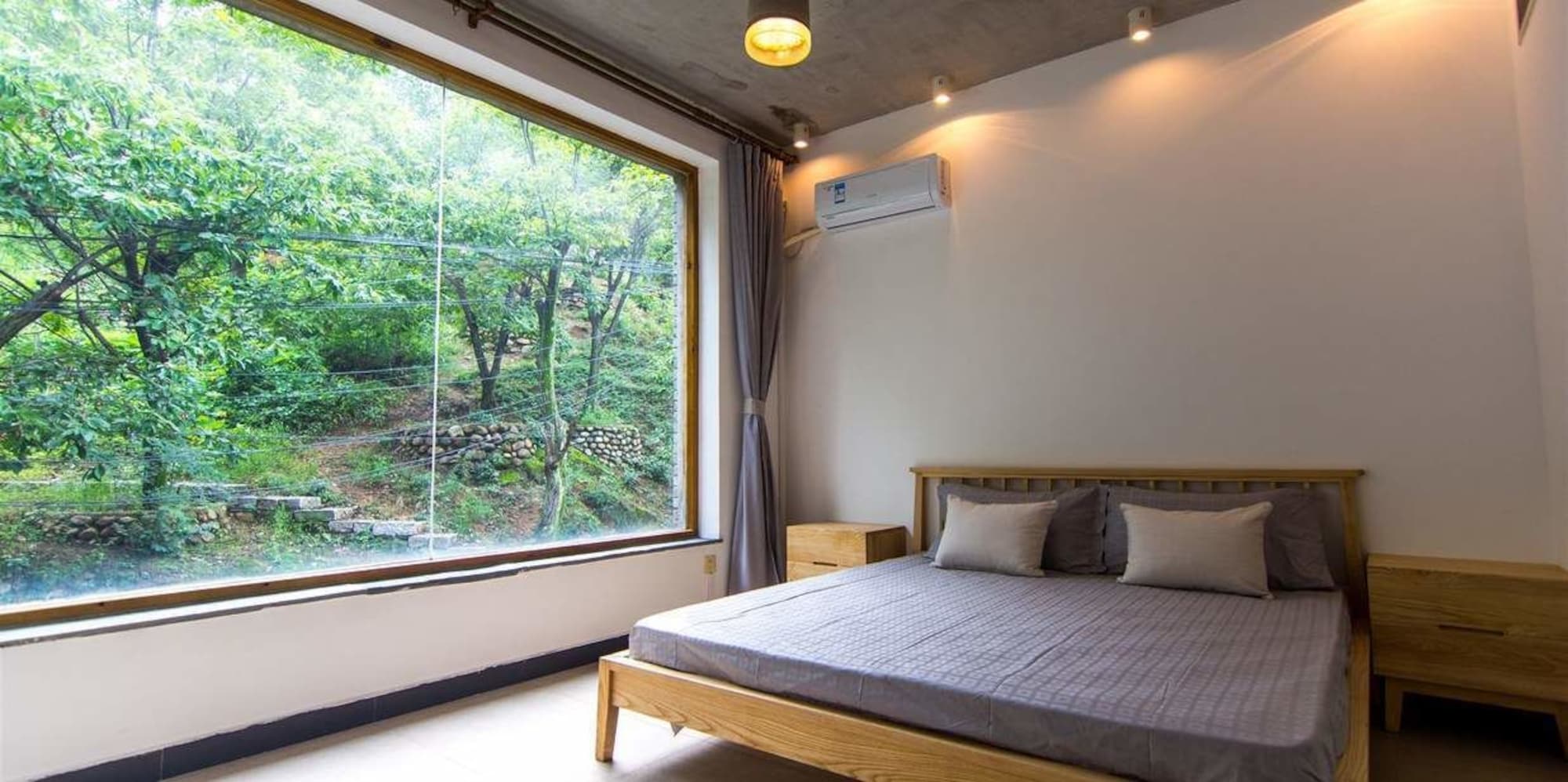 Yin Hotel