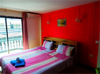 Evelyn Residence