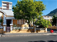 Ashanti Guest House Gardens