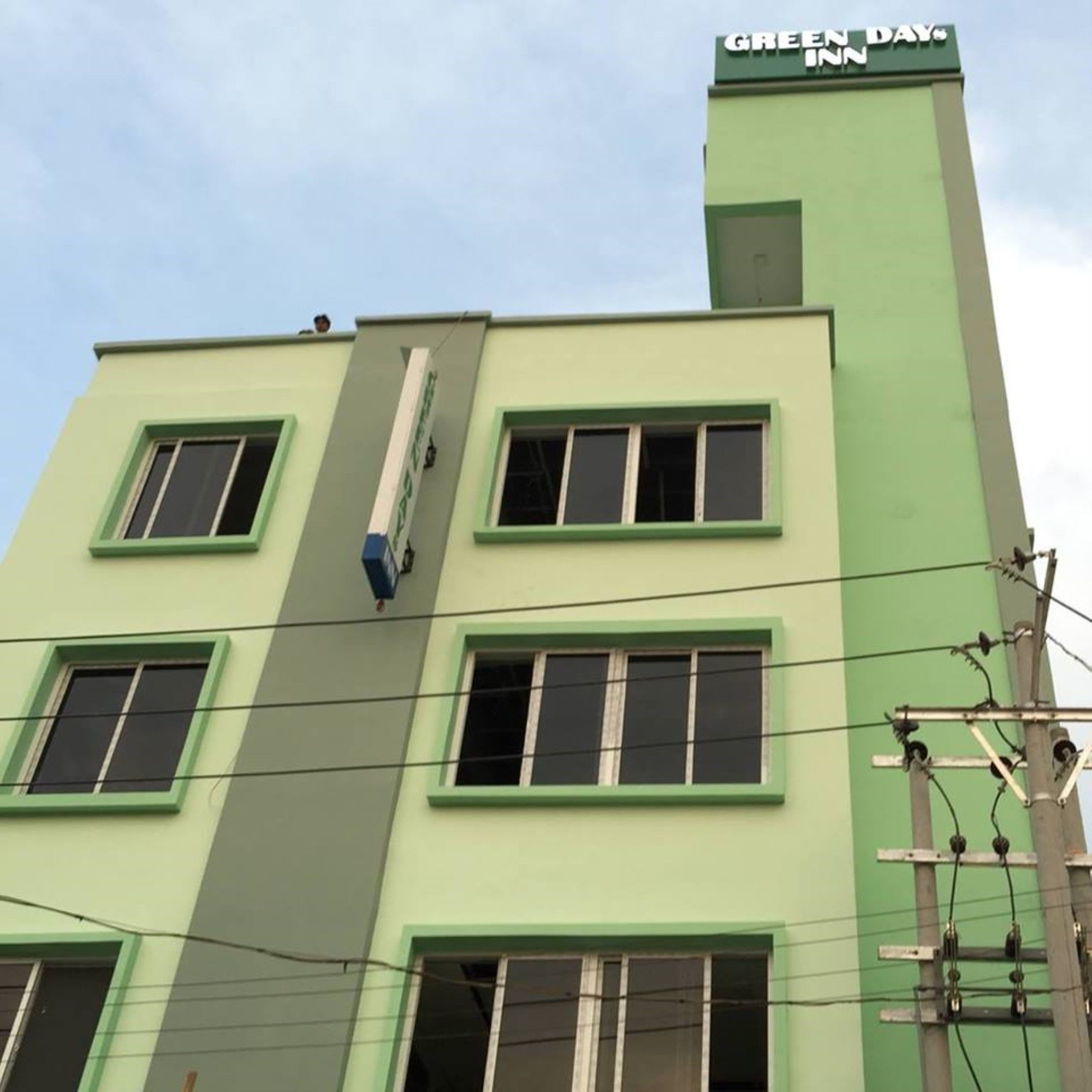 Green Days Inn